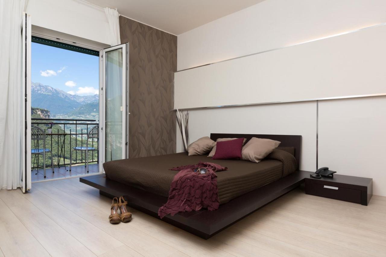Hotel Isola Verde Torbole Sul Garda Dış mekan fotoğraf
